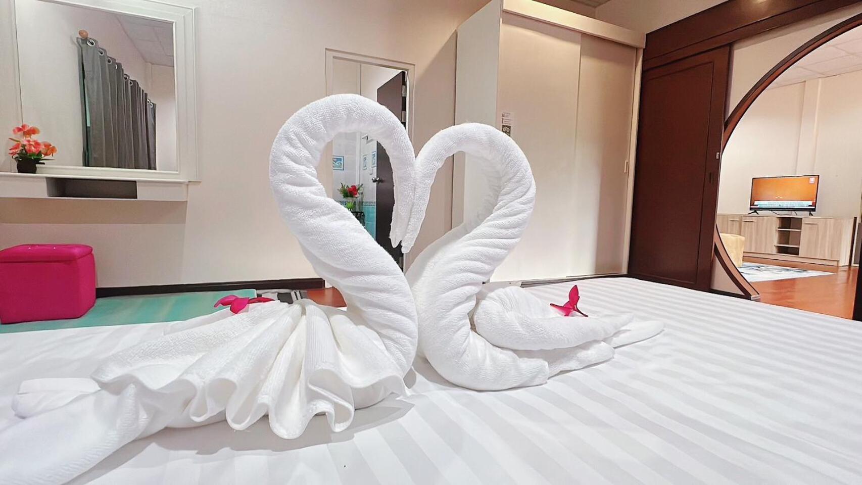 The Sun House Hotell HHQ Eksteriør bilde